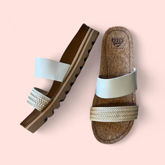 tan reef cushion - Picture 1 of 5